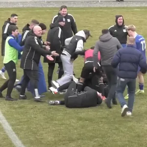 Schlägerei in der Landesliga bei Tornesch gegen Pinneberg