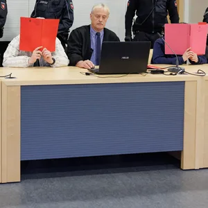 Angeklagte vor Gericht