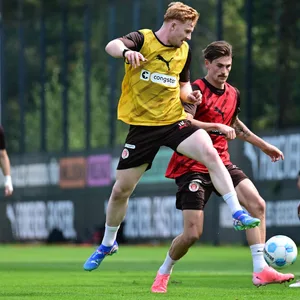 Robert Wagner und Connor Metcalfe im Training