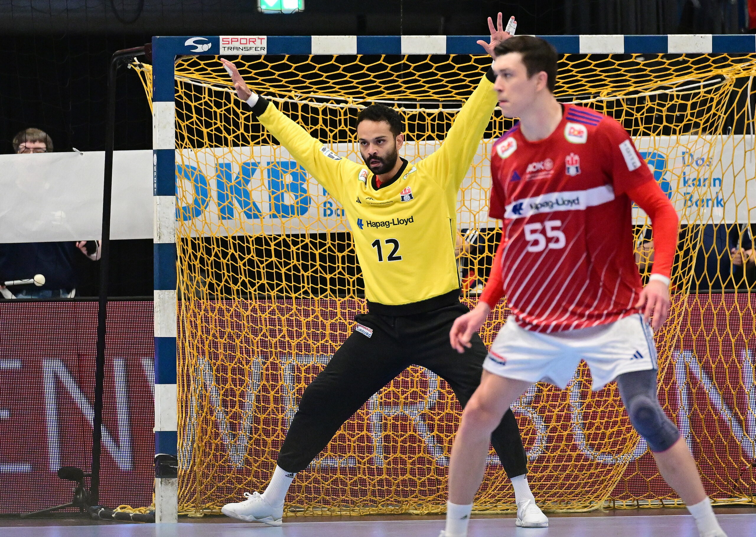 Handball HSV Spieler während eines Spiels