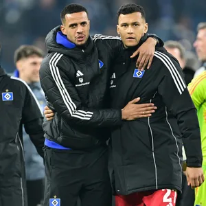 Zwei Torjäger, ein Ziel: Davie Selke (r.) und Robert Glatzel wollen mit dem HSV in die Bundesliga aufsteigen.