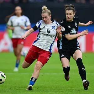 Sarah Stöckmann vom HSV im Halbfinale gegen Werder
