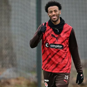 Daumen hoch bei Morgan Guilavogui