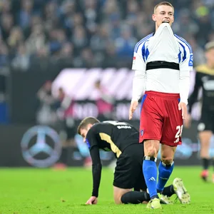 Miro Muheim vom HSV im Heimspiel gegen Elversberg