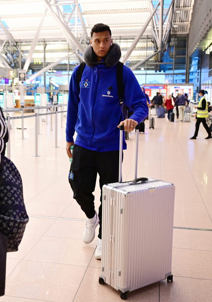 Am Sonntag flog Selke zusammen mit seinen HSV-Kollegen ins Kurztrainingslager nach Mallorca.