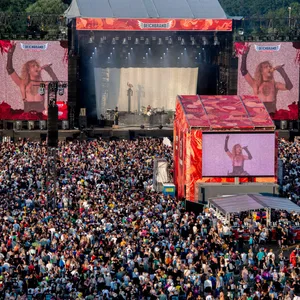 Das Deichbrand bei Cuxhaven: Der Zentralrat der Juden warnt vor dem Besuch des Festivals.