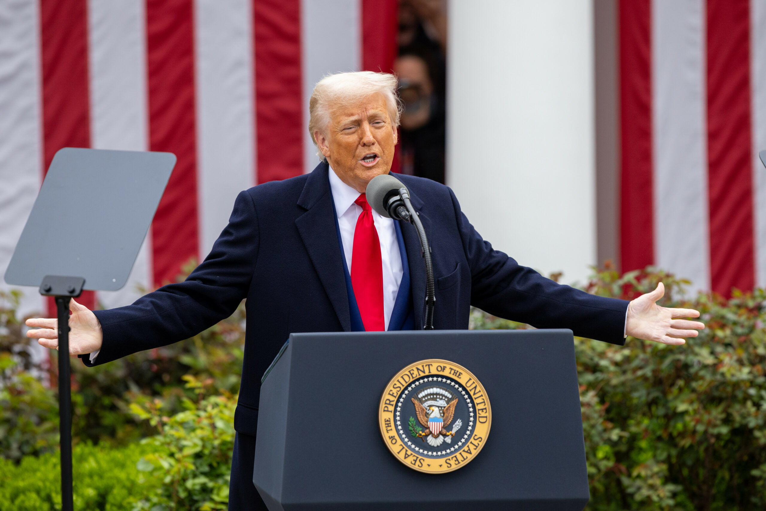 Donald Trump vor dem Weißen Haus