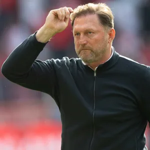 Ralph Hasenhüttl nach dem Wolfsburger Spiel in Mainz