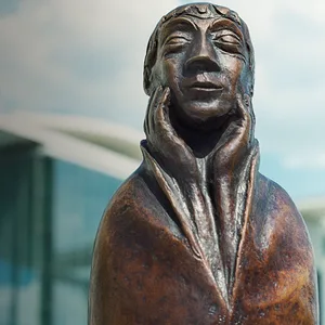 Eine Bronze-Statue
