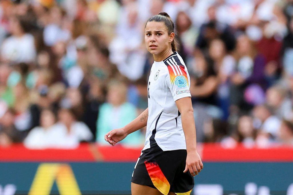Lena Oberdorf im DFB-Trikot