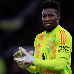 Onana im Trikot von Manchester United