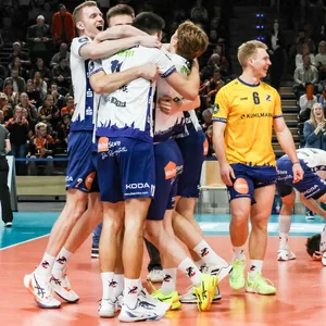 Die SVG Lüneburg jubelt nachdem Spiel