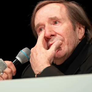 Günter Netzer konnte seine Emotionen nicht zurückhalten.