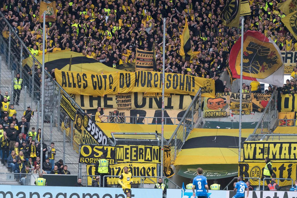 BVB-Plakat beim Auswärtsspiel bei Hoffenheim