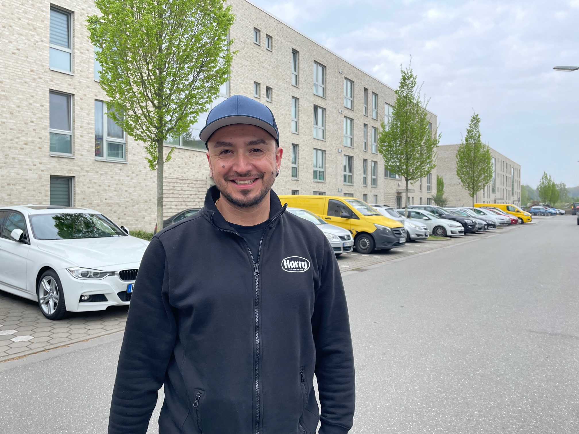 Camilo Rodriguez (38) wohnt am Gleisdreieck.