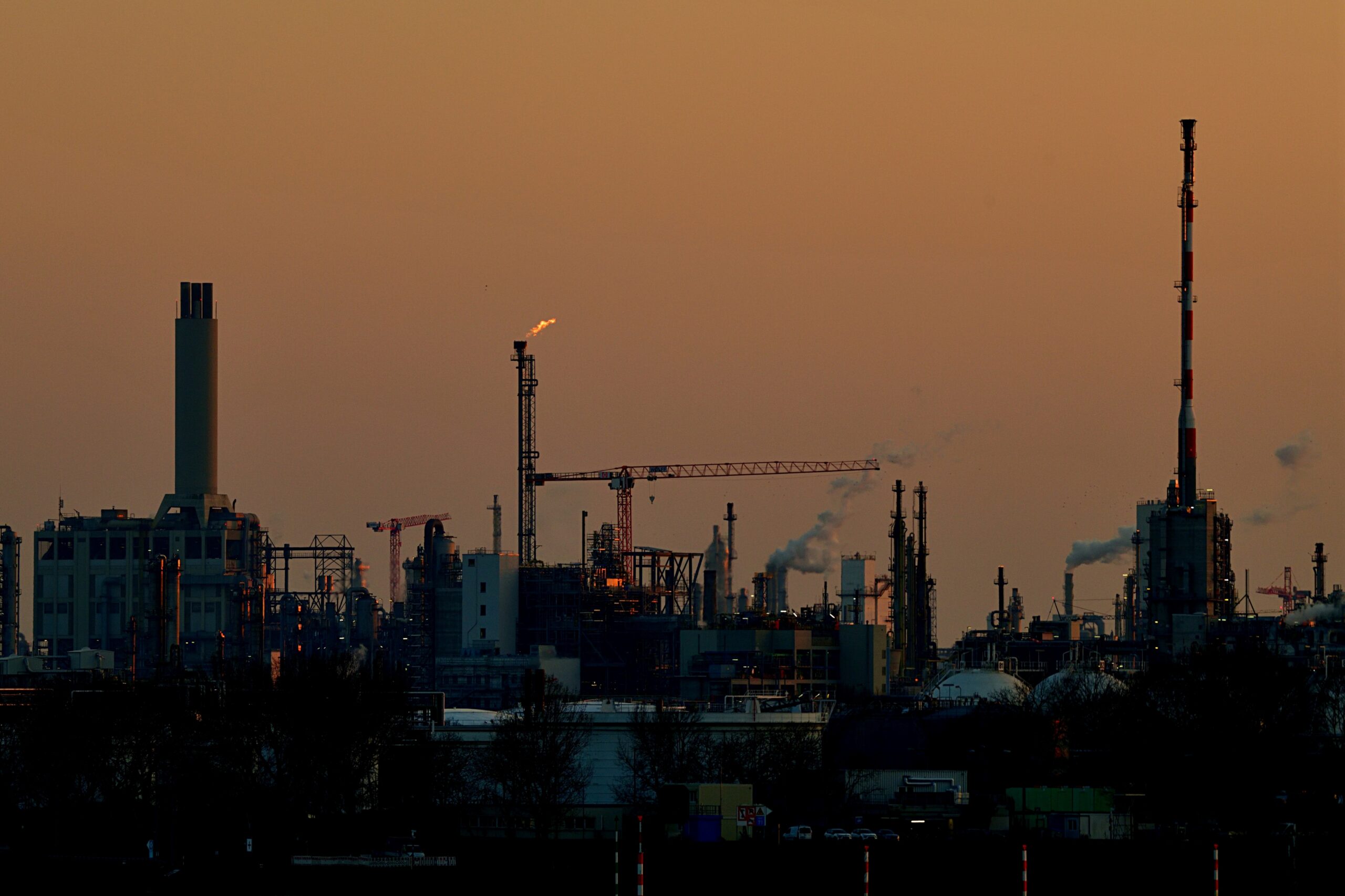 Industrieanlagen (Symbolbild).