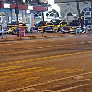 Streifenwagen in der Nähe des Penny-Marktes an der Reeperbahn auf St. Pauli.