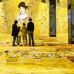 Port des Lumières Ausstellung