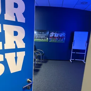 Tür zum HSV-Analyseraum