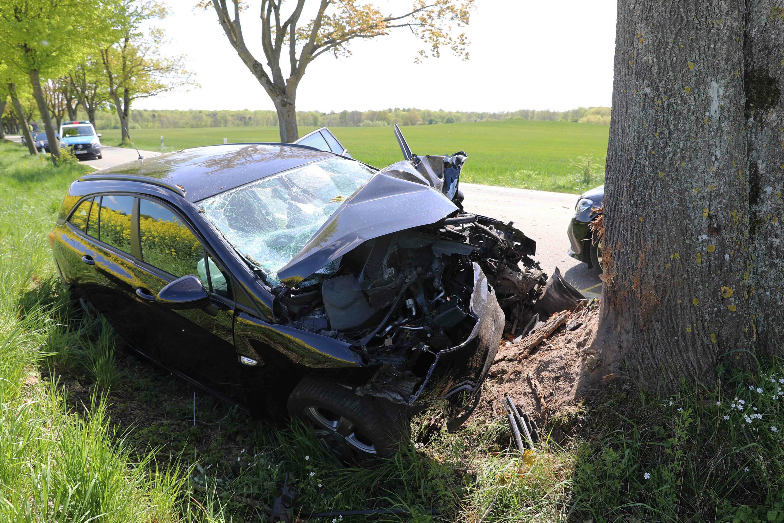 Bei dem Unfall in Satow (Kreis Rostock) kam ein 64-Jähriger ums Leben.
