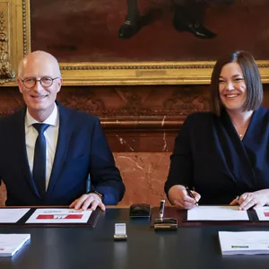 Peter Tschentscher (SPD) und Katharina Fegebank (Bündnis 90/Die Grünen)
