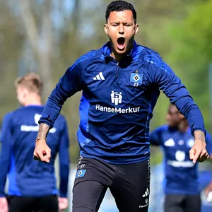 Davie Selke beim Training