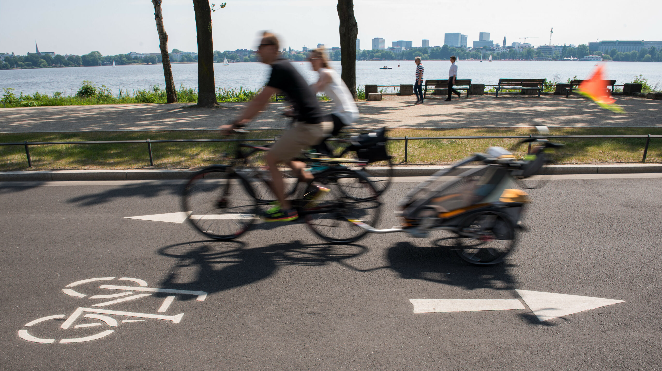 Radler an der Alster (Symbolbild).