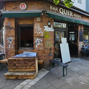 Im „Quer“ in Altona wird gerade ordentlich gerödelt.