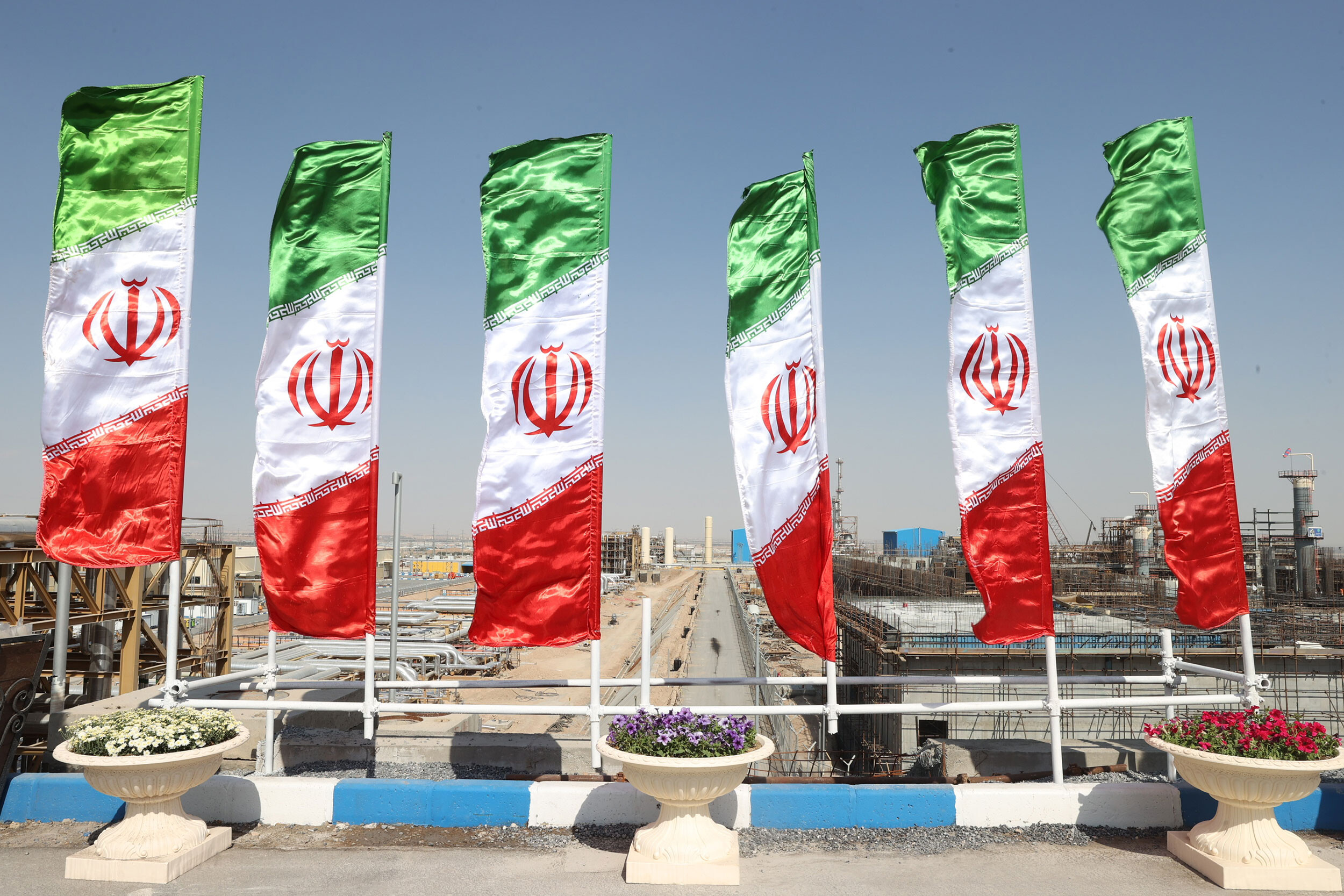 Iranische Flaggen (Symbolbild)