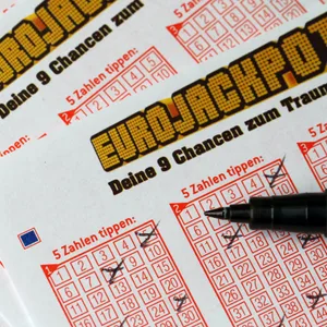 Ein Eurojackpot-Schein wird ausgefüllt. (Symbolbild)