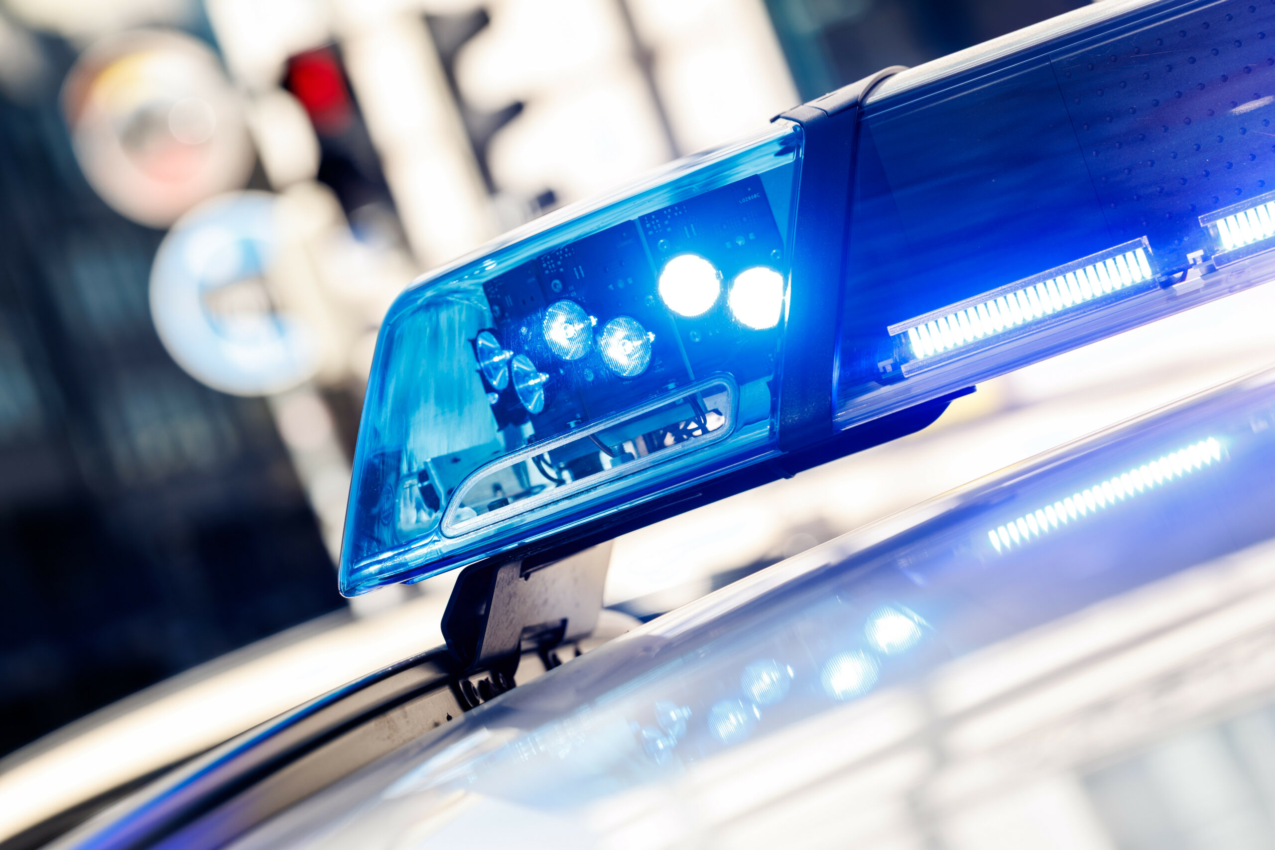 Blaulicht auf einem Polizeiauto