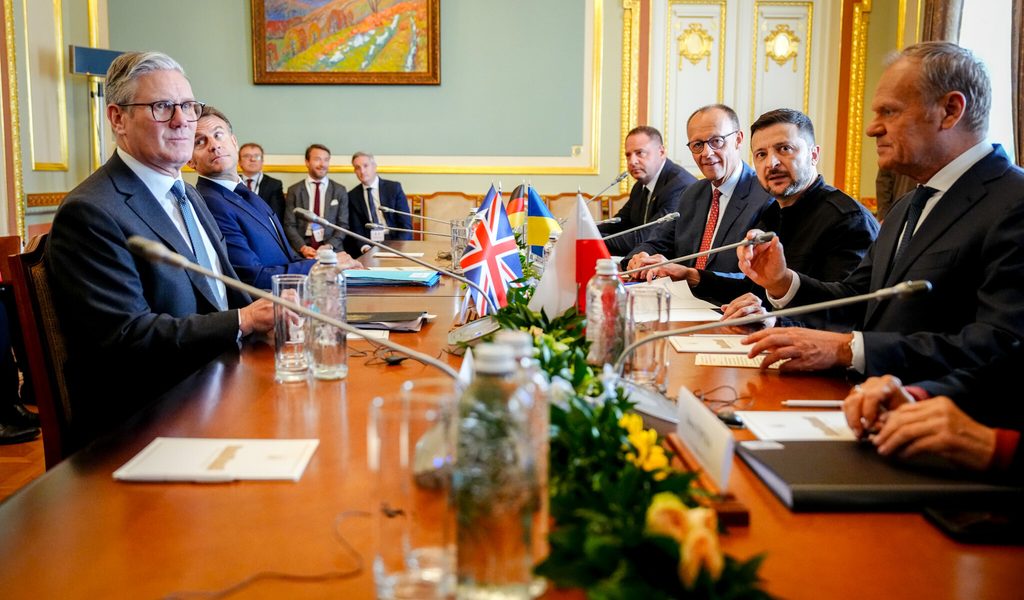 -Die-Uhr-l-uft-Merz-stellt-Putin-Ultimatum-Kreml-reagiert-emp-rt