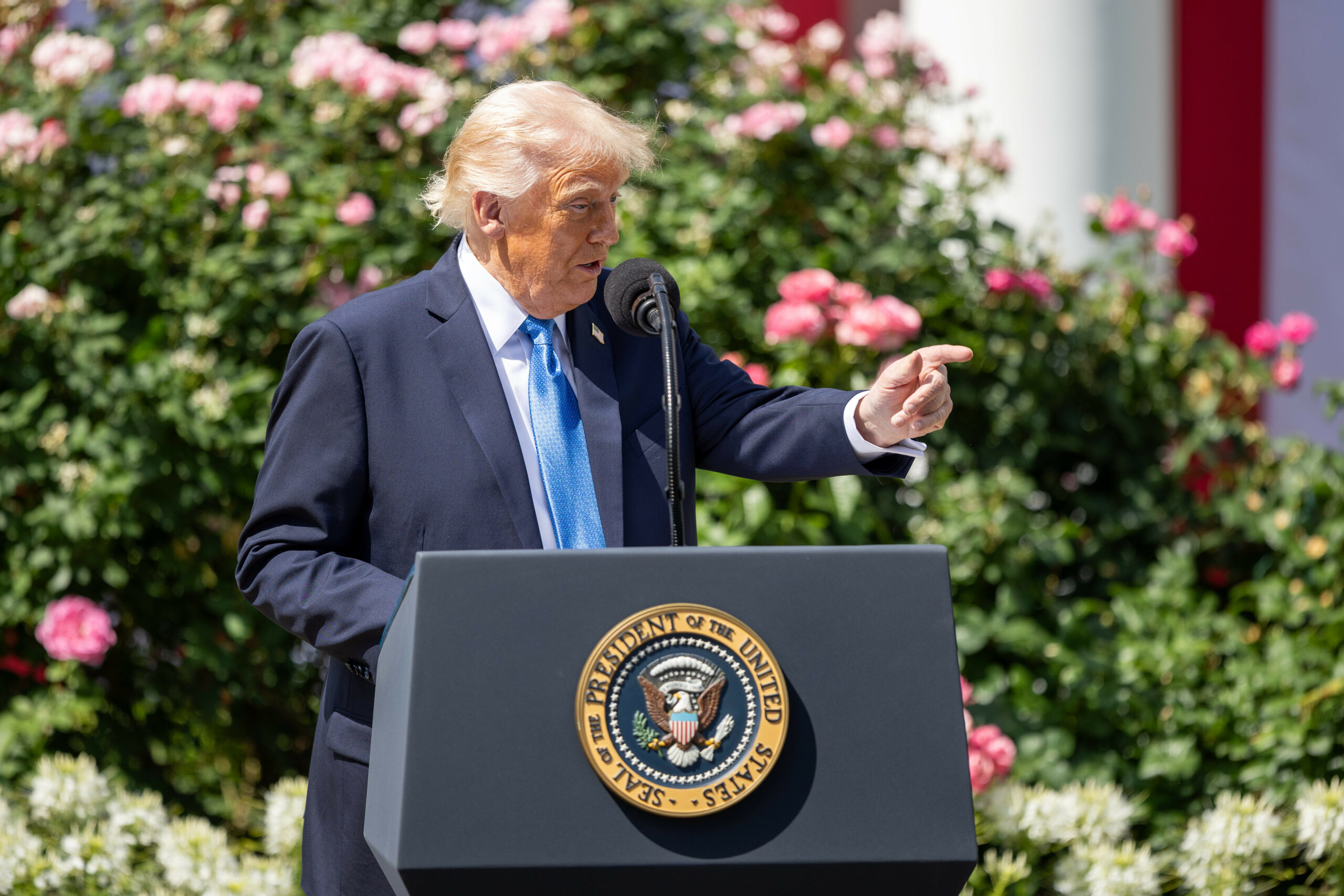 Donald Trump scheint mit Wladimir Putin zu brechen. Setzt er nun wirklich härtere Bandagen ein?