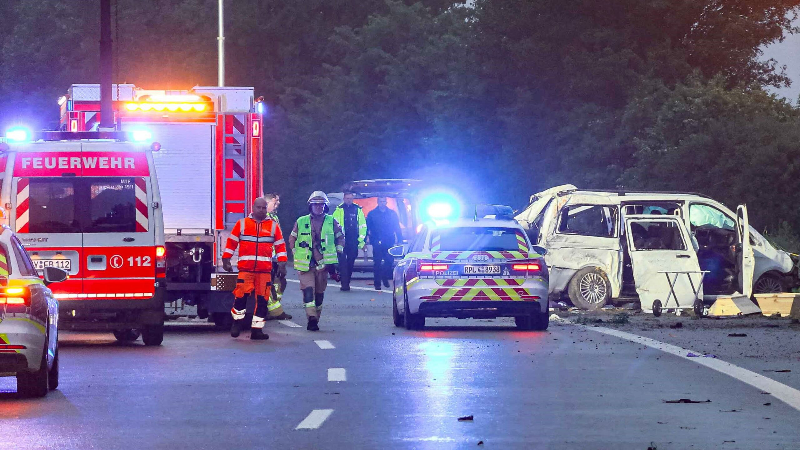 Tote bei Unfall auf A48 bei Koblenz