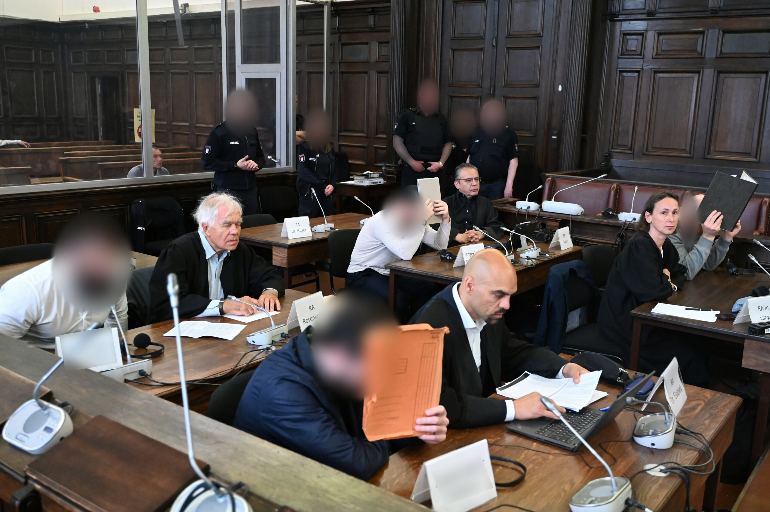 Prozessauftakt im Staatsschutzverfahren in Hamburg