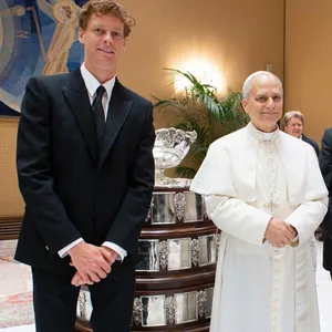 Papst Leo der XIV empfängt Tennis-Star Kannik Sinner