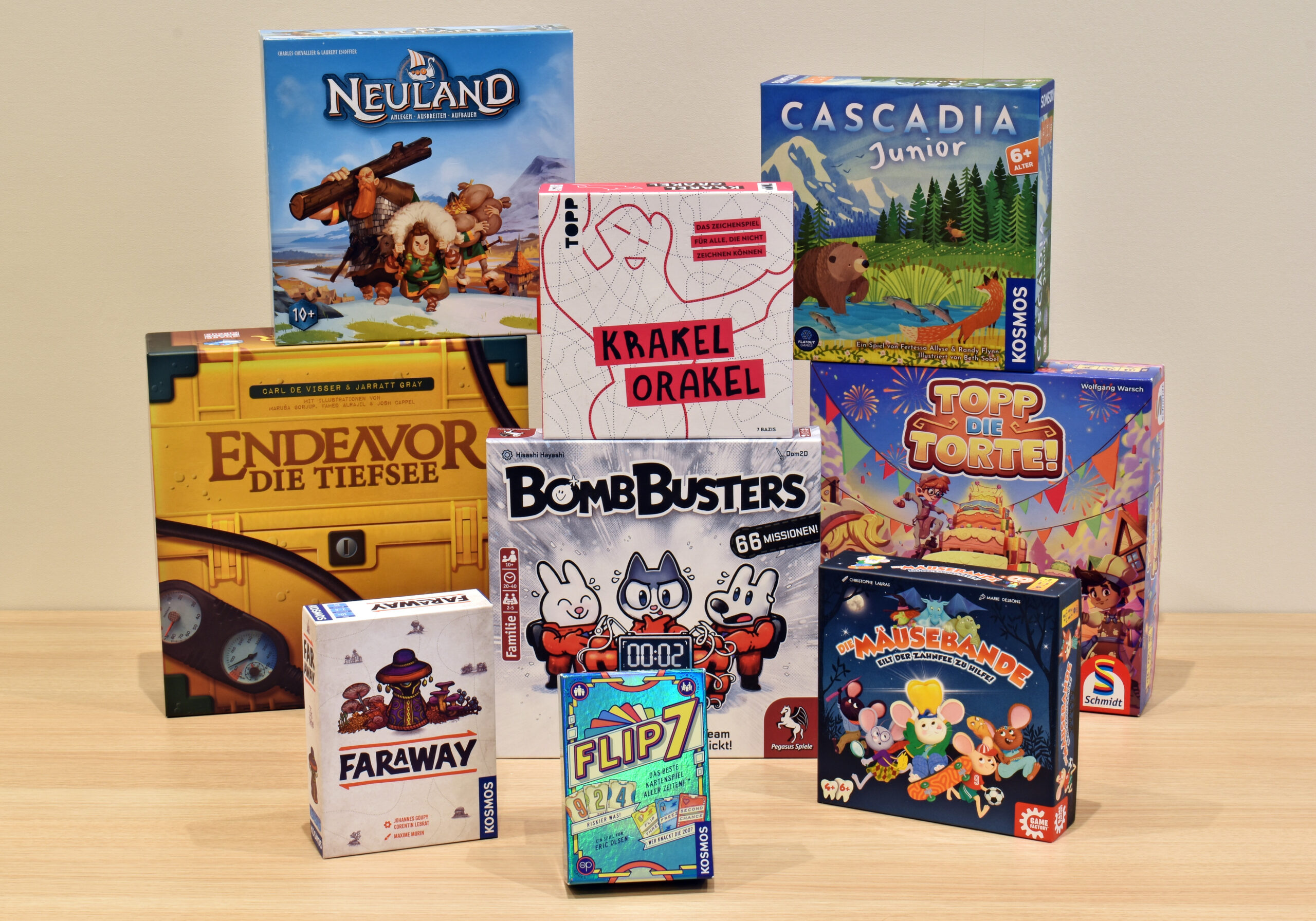Die nominierten Spiele der Auszeichnungen „Spiel des Jahres“, „Kennerspiel des Jahres“ und „Kinderspiel des Jahres“ für das Jahr 2025.