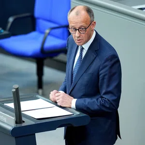 Bundeskanzler Friedrich Merz (CDU) bei seiner Regierungserklärung im Bundestag.