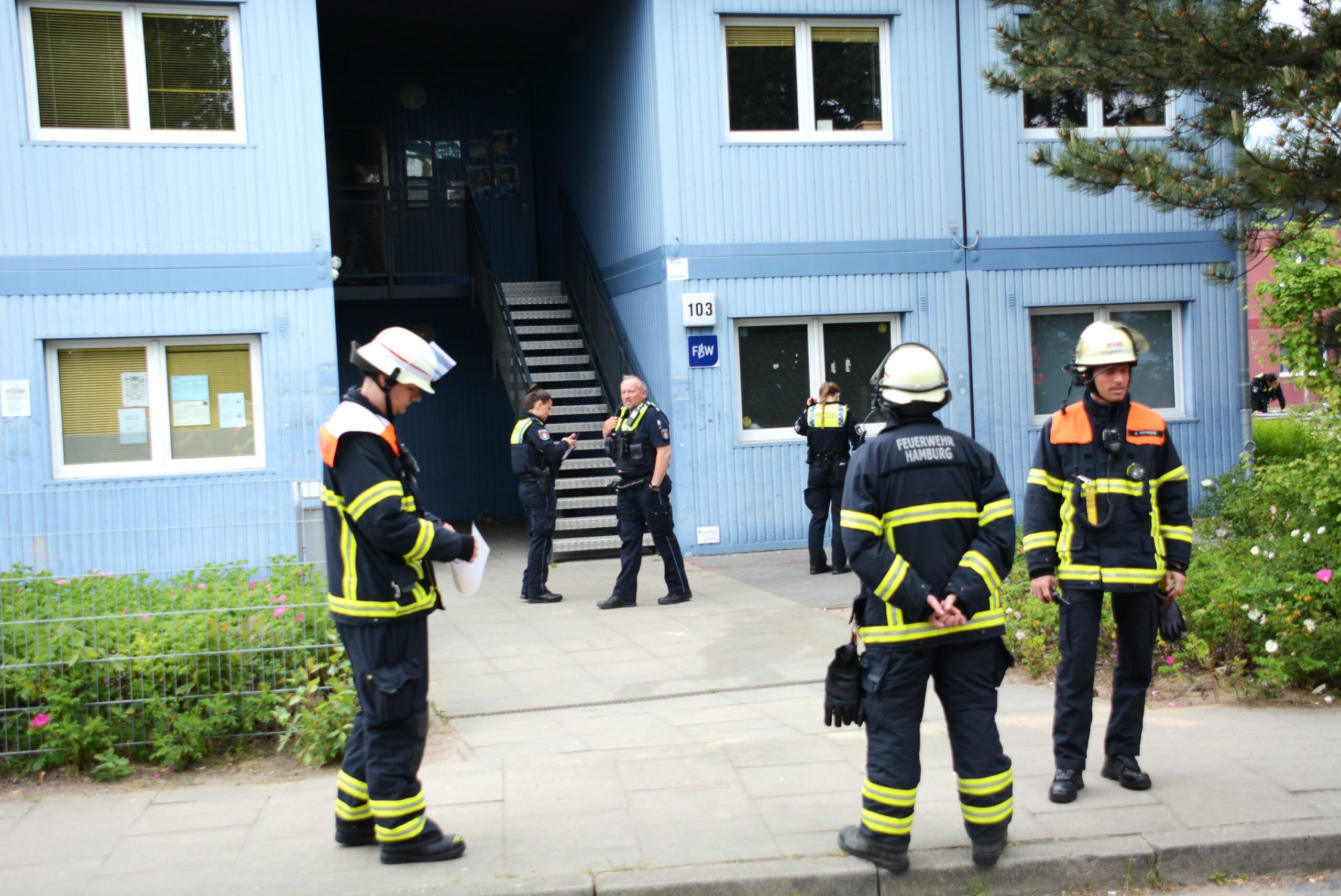 Feuer in Flüchtlingsheim in Billbrook – Bewohner von Polizei festgenommen