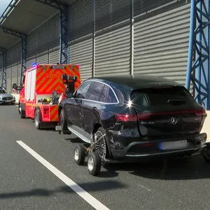 Polizei auf der Autobahn