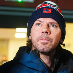 Magnus Brevig redet ins Mikrofon