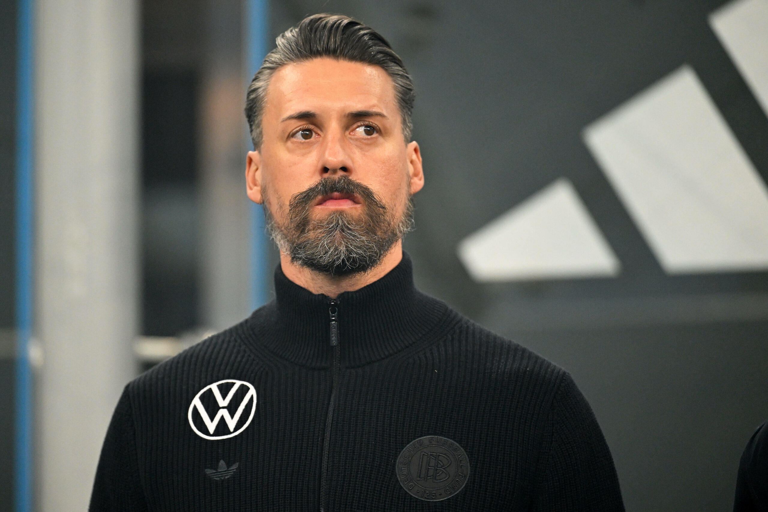 Sandro Wagner schaut konzentriert