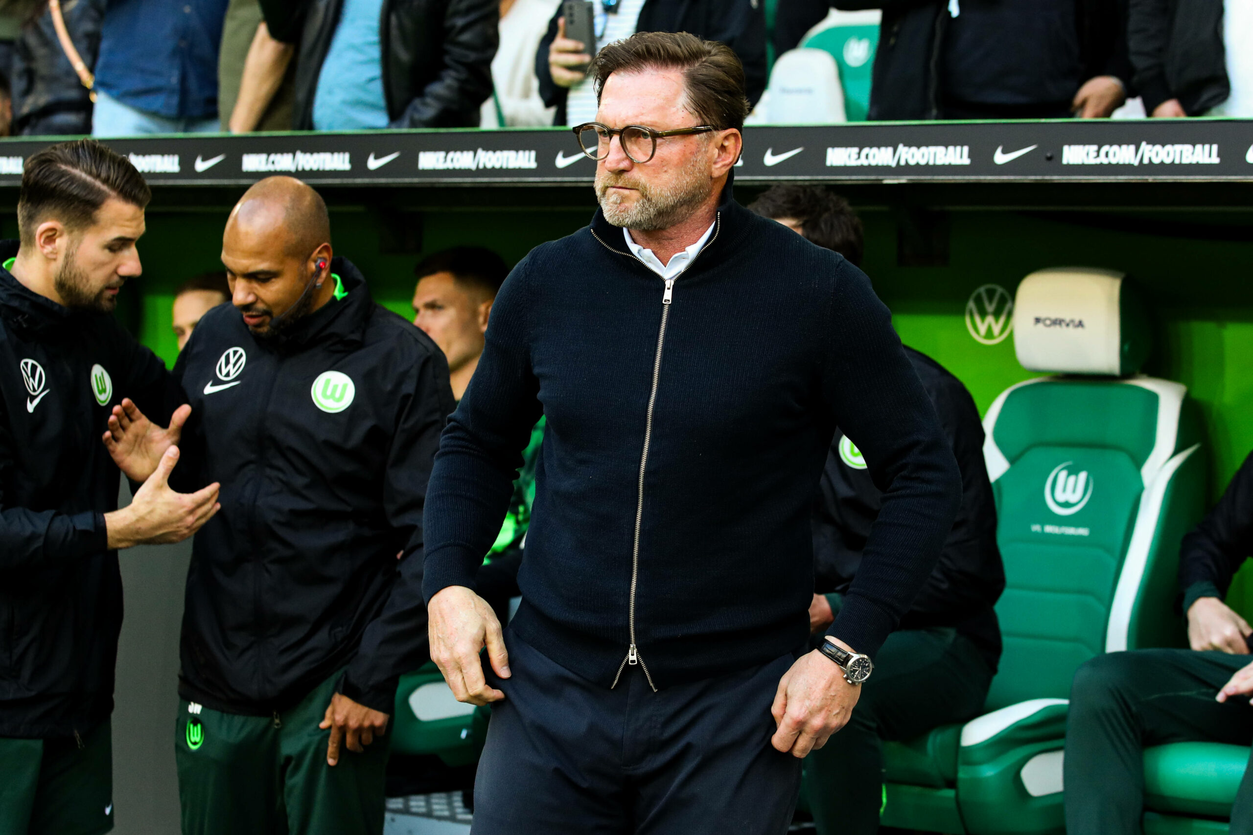 Ralph Hasenhüttl vor der Ersatzbank