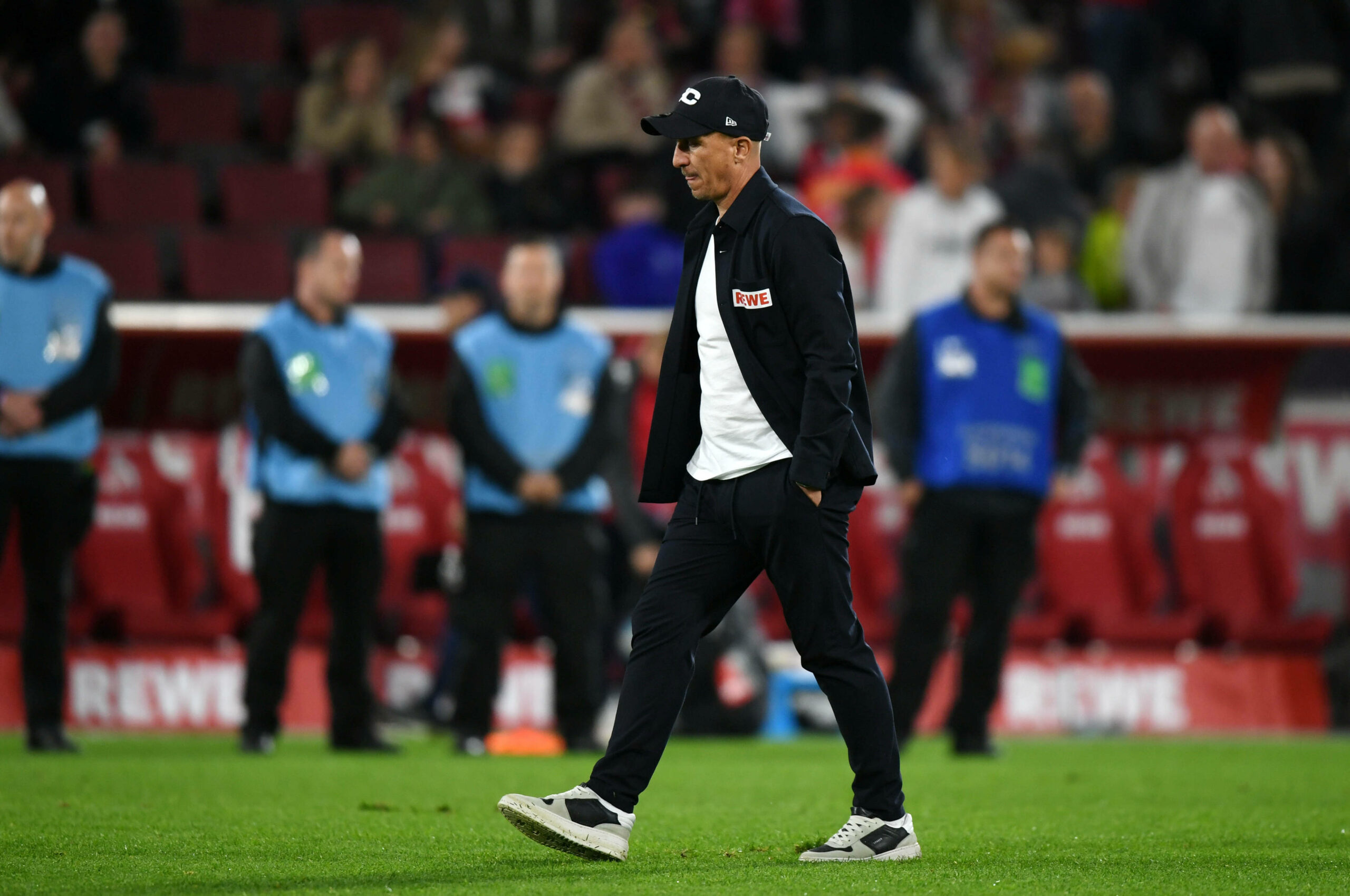 Gerhard Struber verlässt das Spielfeld.