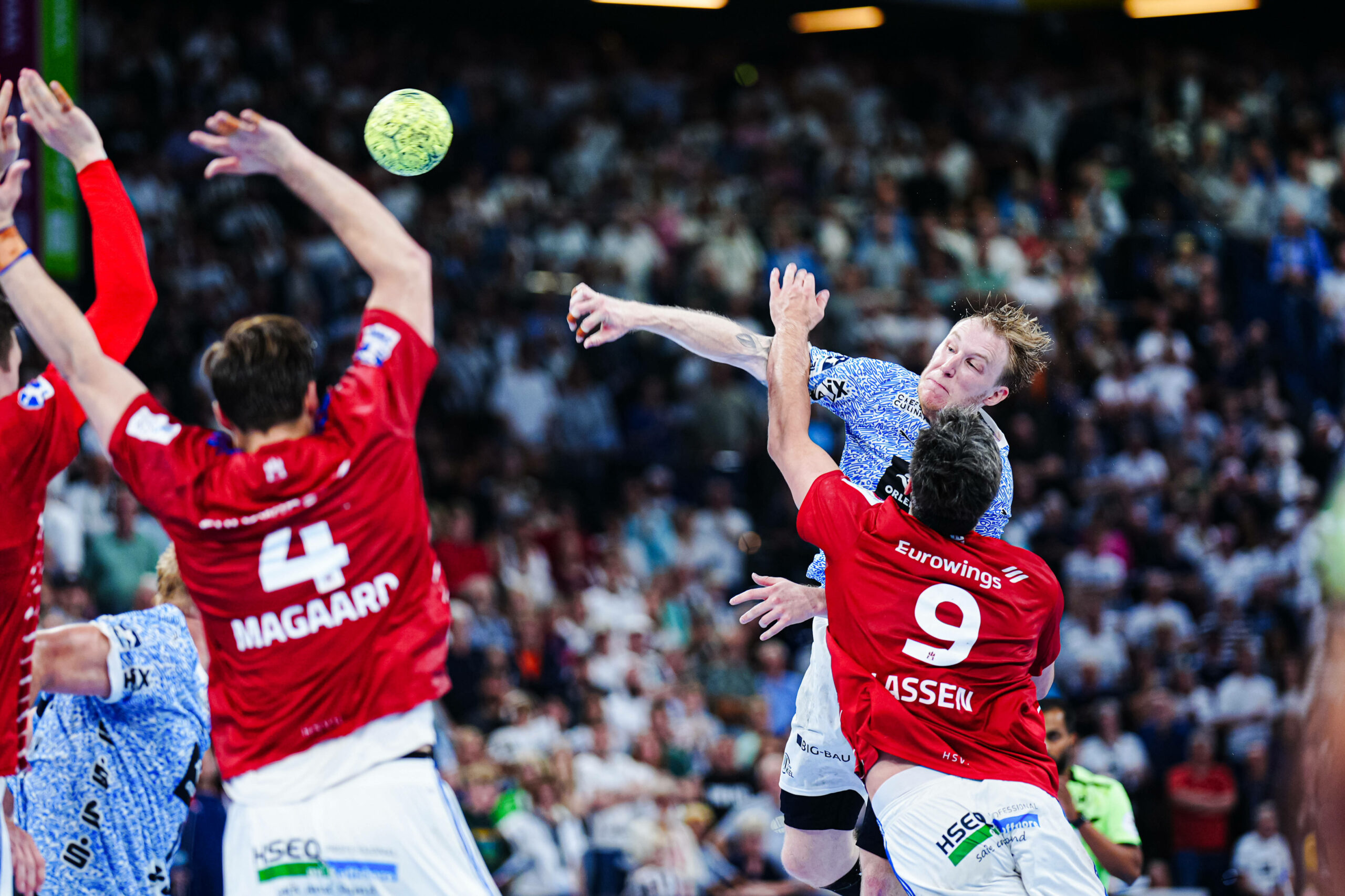 Eric Johansson zieht ab - Kiel gewinnt in letzter Sekunde.
