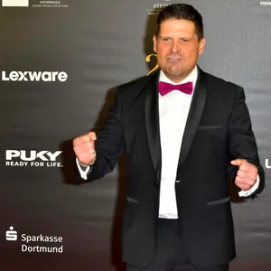 Jan Ullrich auf dem roten Teppich bei der 20. Kinderlachen Gala