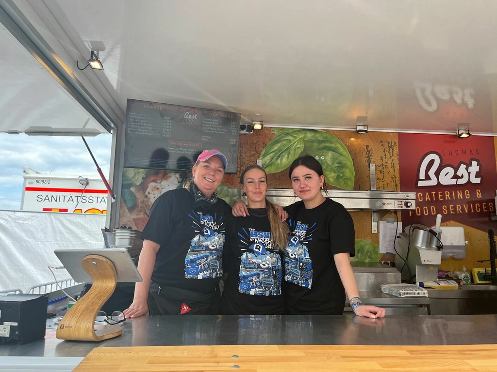 Pommes-Verkäuferinnen