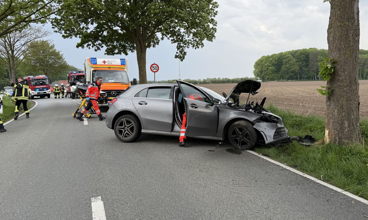 Auto am Straßenrand