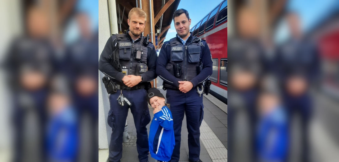 Der Vierjährige wurde in Niebüll von der Bundespolizei in Empfang genommen.