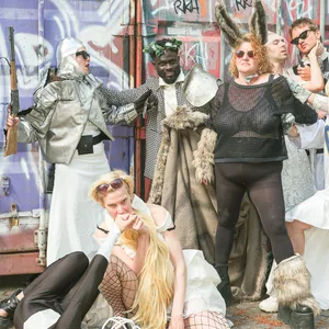 Darsteller von „Shotgun Wedding – Ein Mitsommernachtstraum“